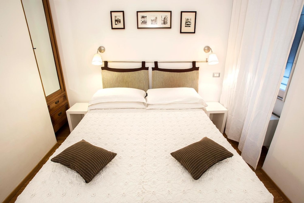 Arco del Lauro Bed & Breakfast