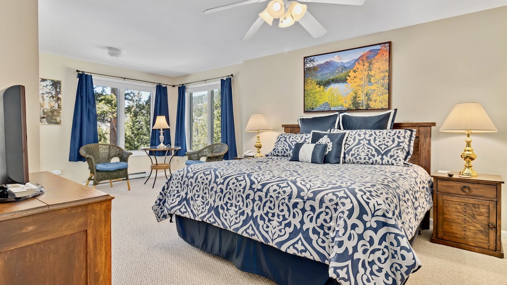 Werlein Family Vacation At Windcliff 4 Bedroom Home by RedAwning