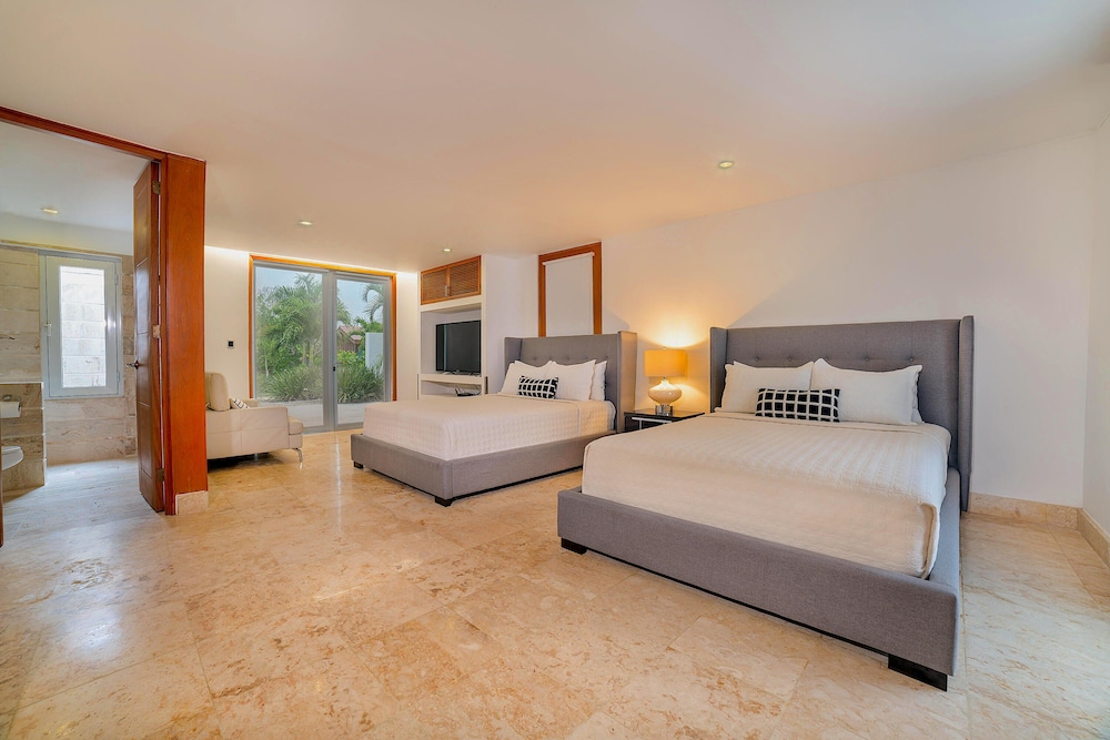 Srvittinivillas Agp36 / Spacius / Confortable Luxury Villa/ Family/ Team/ Cdc view 3