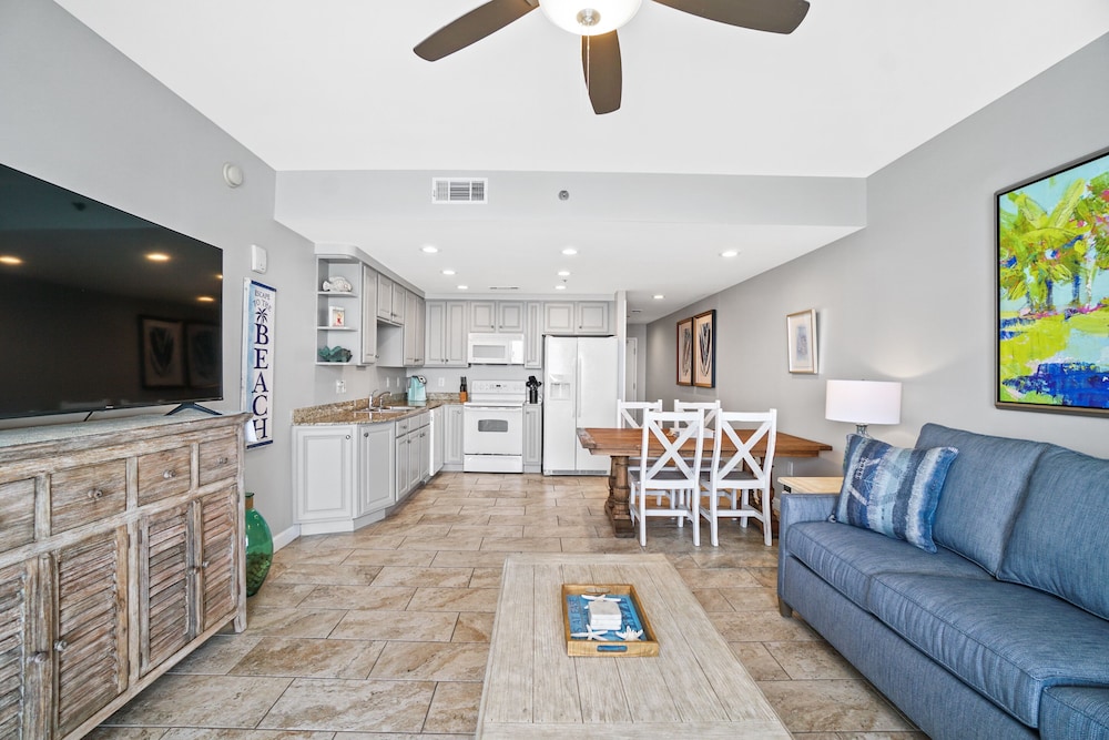 Splash Beach Resort by Panhandle Getaways
