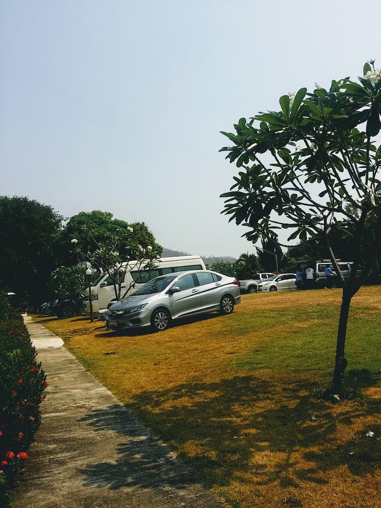 Mae Klang Banyen Hill