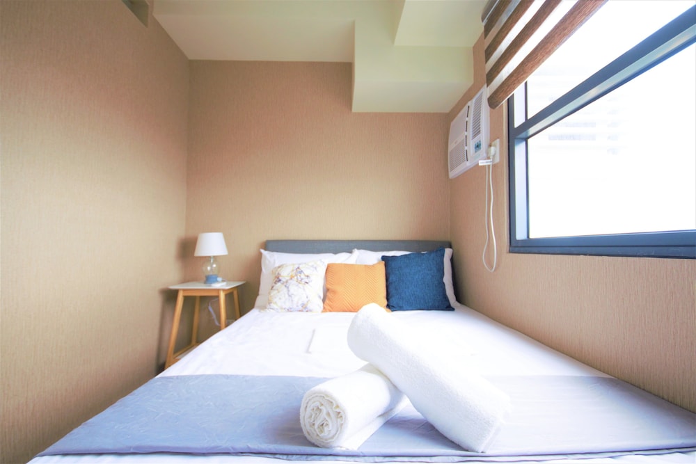 Cebu Vacations - Versteeg Vacations - Horizons 101 - Property Image 2