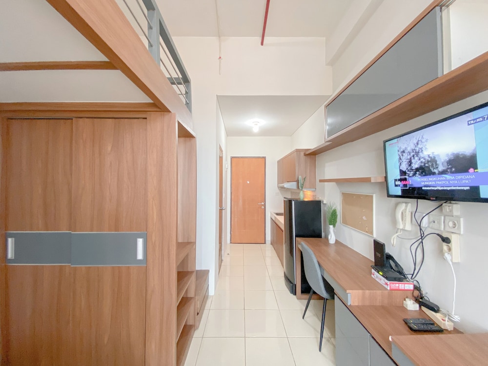 Tidy Trendy Studio Apartment Dave