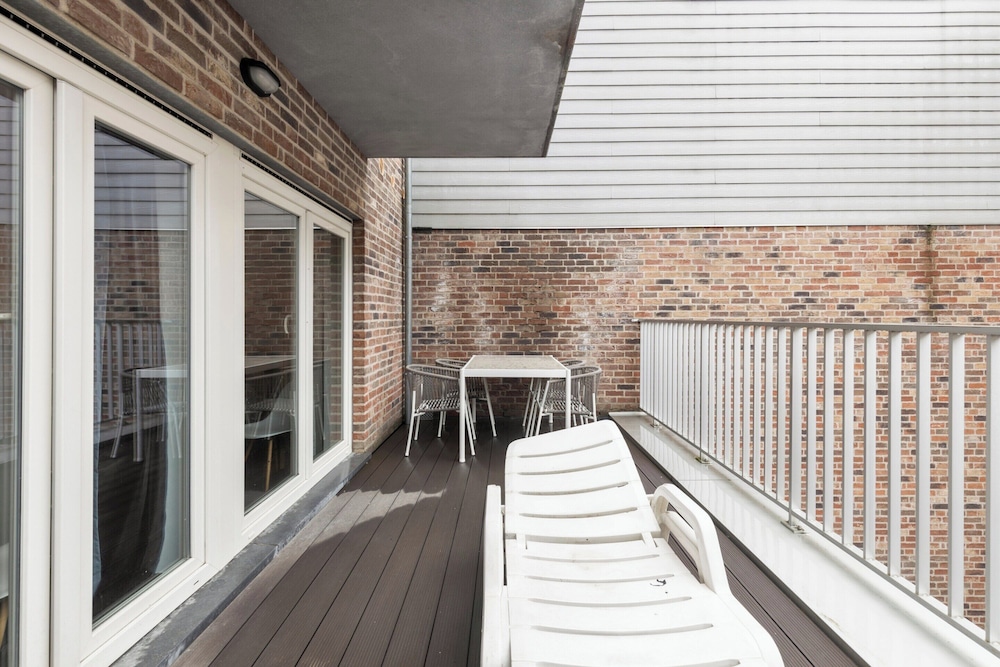 De Koetsier Apartment In Blankenberge