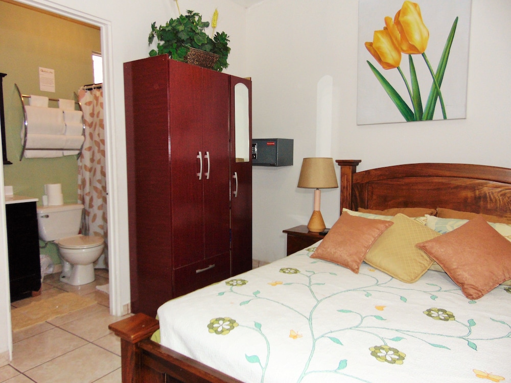 Casa Lima Bed Breakfast - Property Image 4
