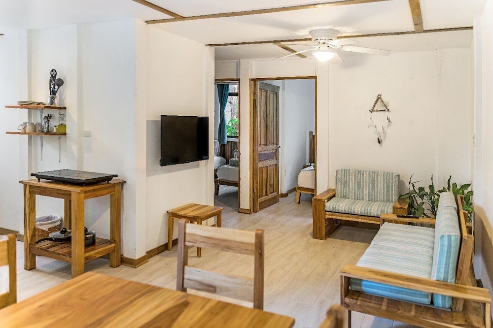 Drift Away Lodge