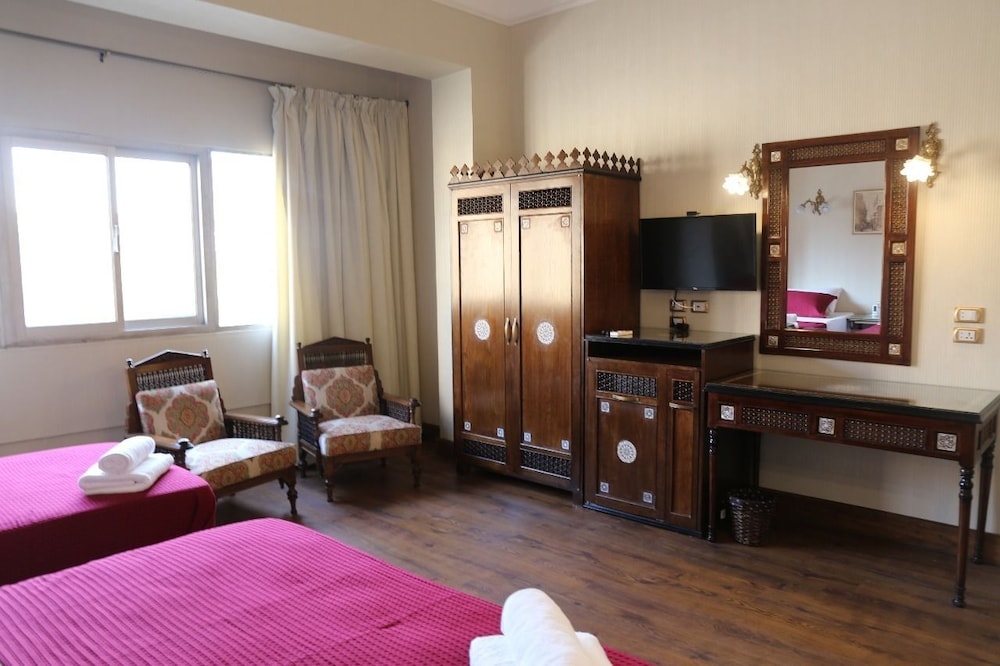 Royal Apartments in Cairo Down town