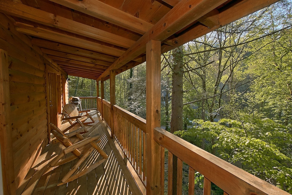 Creekside Retreat #208 view 4