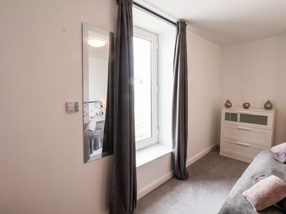 7 Seaview @ Bridlington Bay