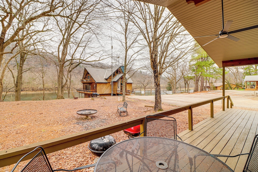 Premier Trout Fishing: Scenic White River Cabin