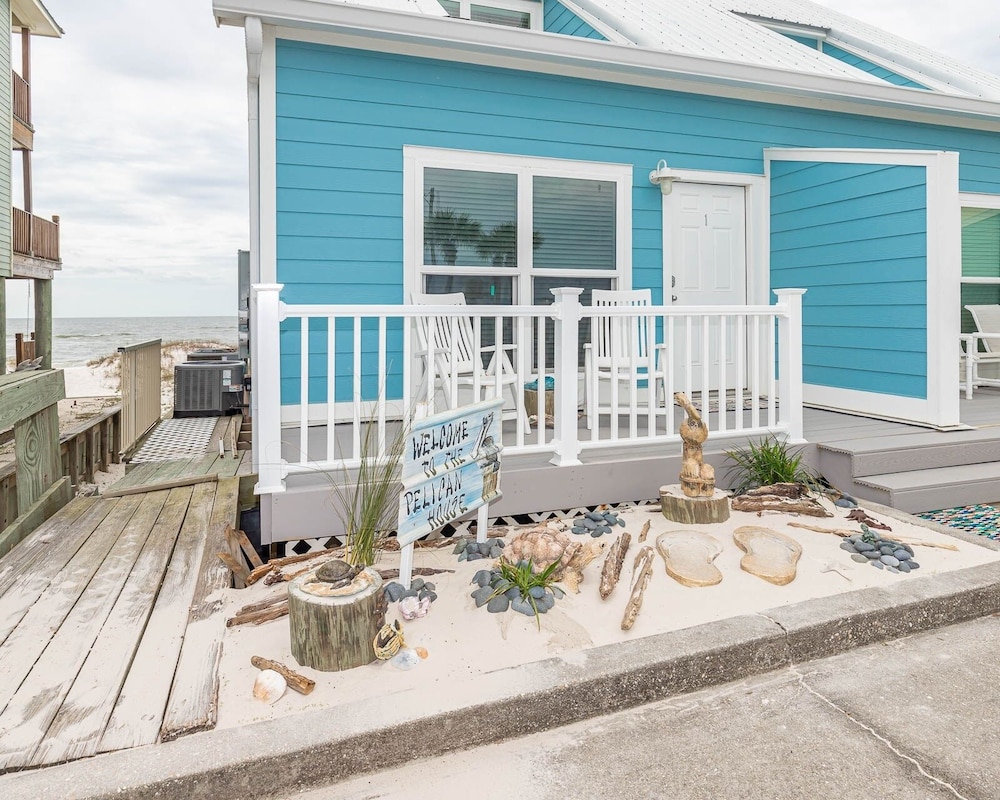 Pelican House 1 3 Bedroom Home view 4