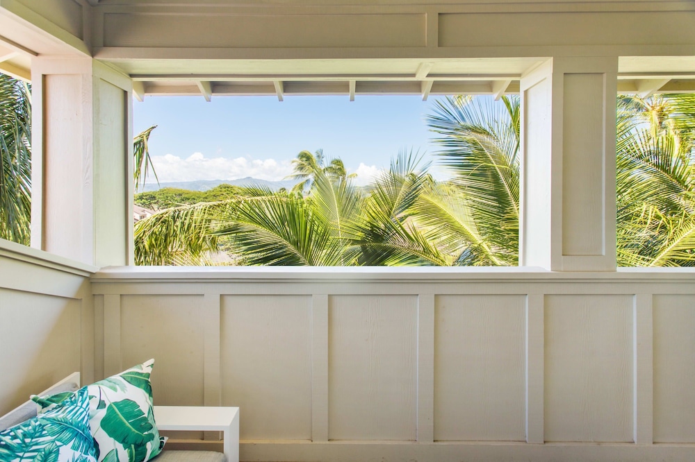 Poipu Penthouse W 2 Beaches Resort Amenities