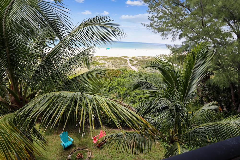 Hidden Treasure Beach House