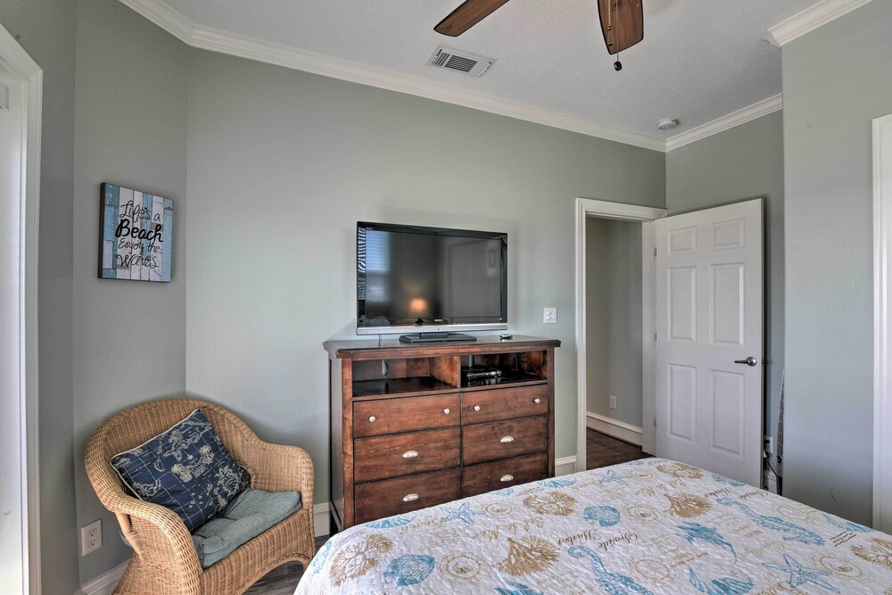 Galveston Resort House - Dazzling Bay Vistas! view 2