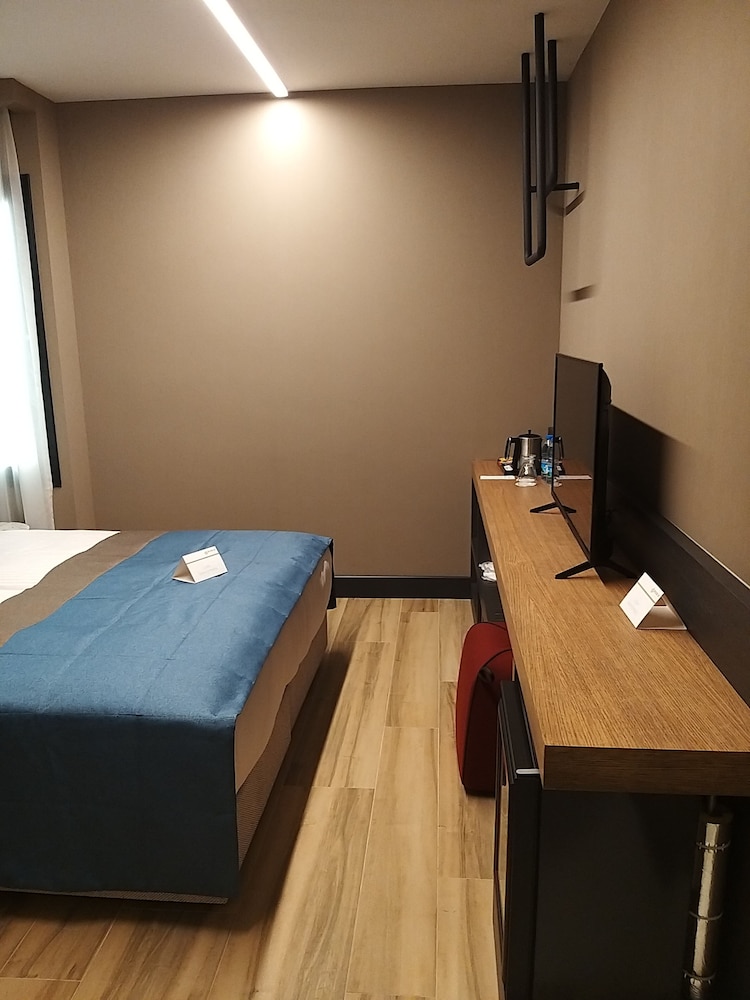 Rudis Otel - Image 11
