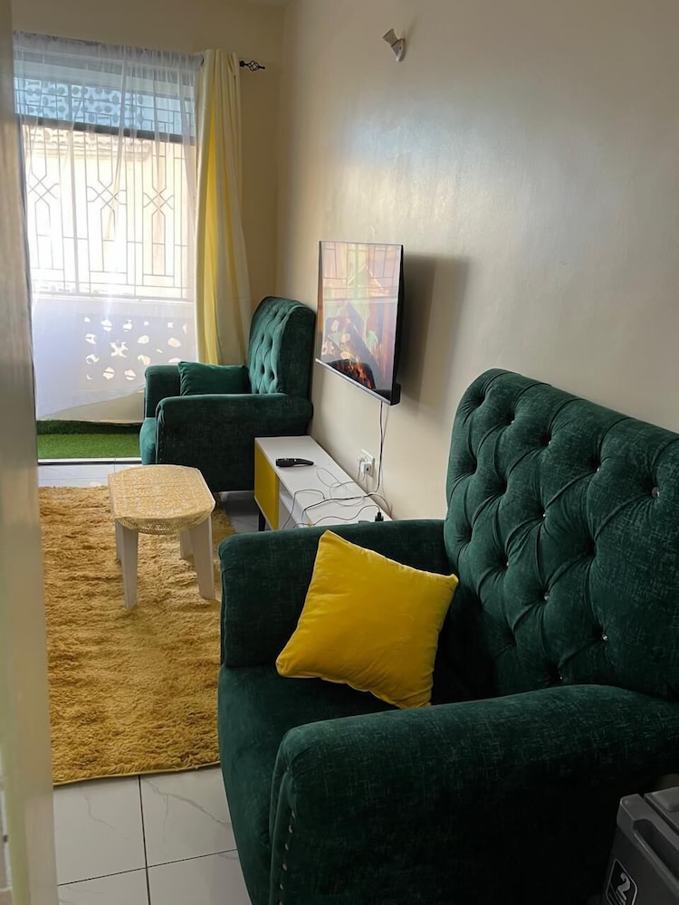 Lux Suites Lakeview Studios Bamburi