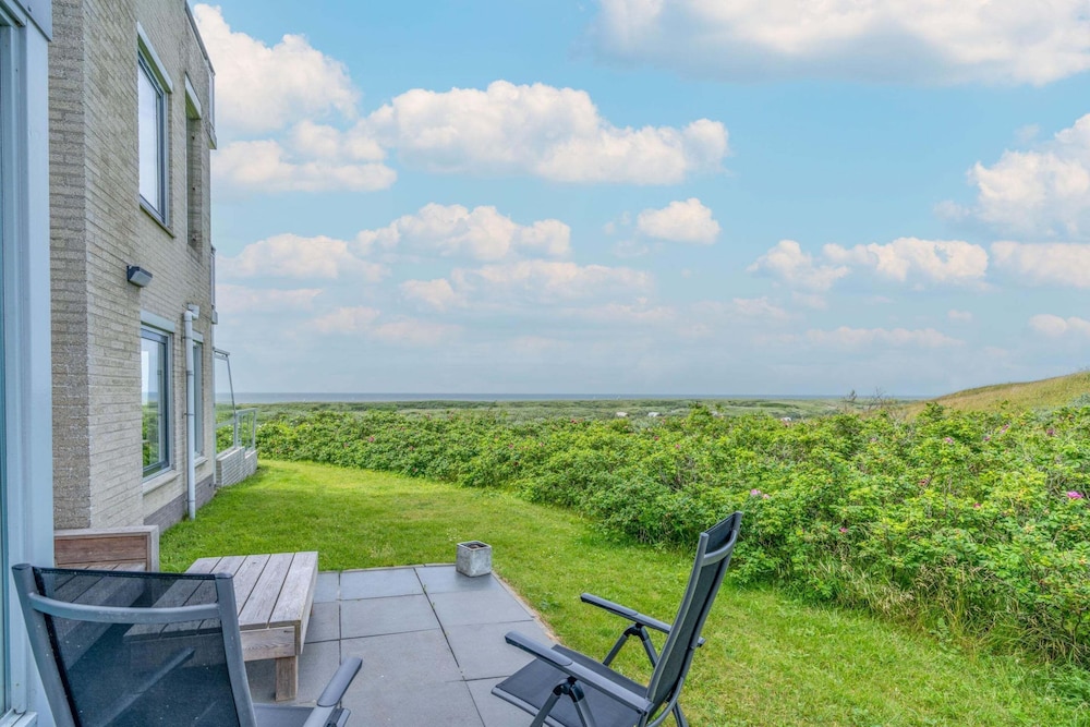 2-person Island-sea View Studio Apartment