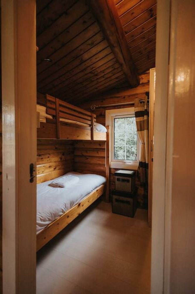 Cozy Hideway in Rural Mid Wales view 3