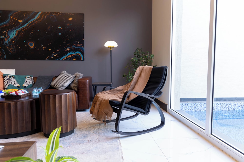 Portal Chalets With Private Pool - Narjs