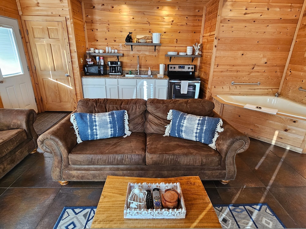 Honey Bear Haven Suite 3