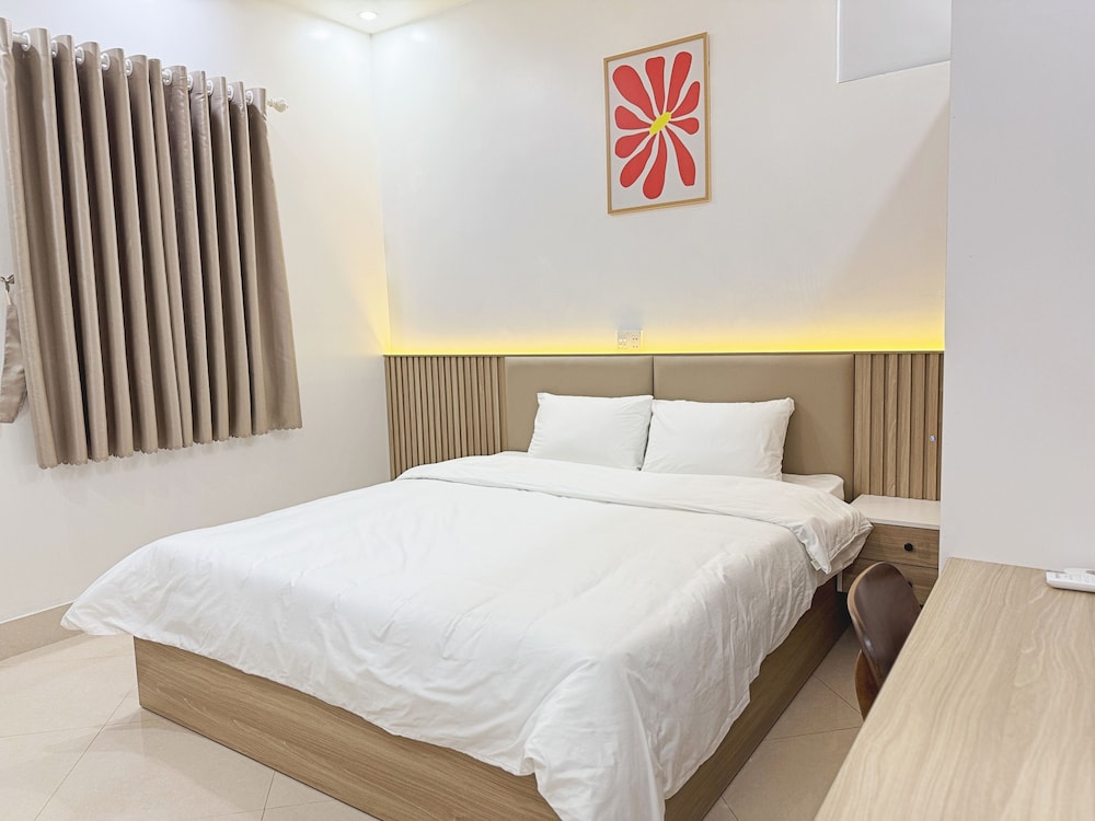 RAW Hostel - Tour & Motorbikes Rental