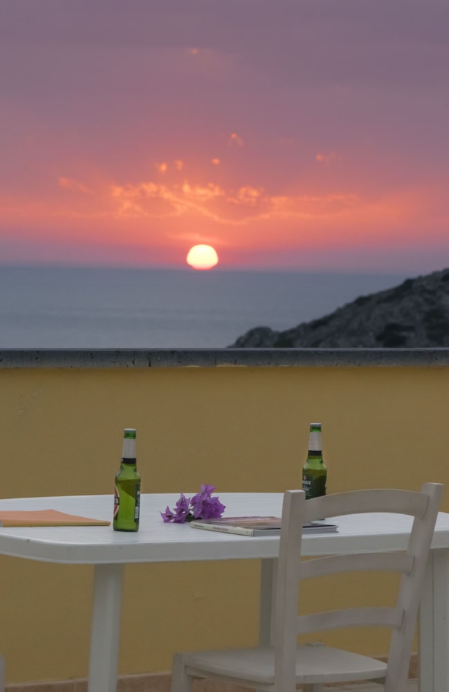 Argentiera Inn