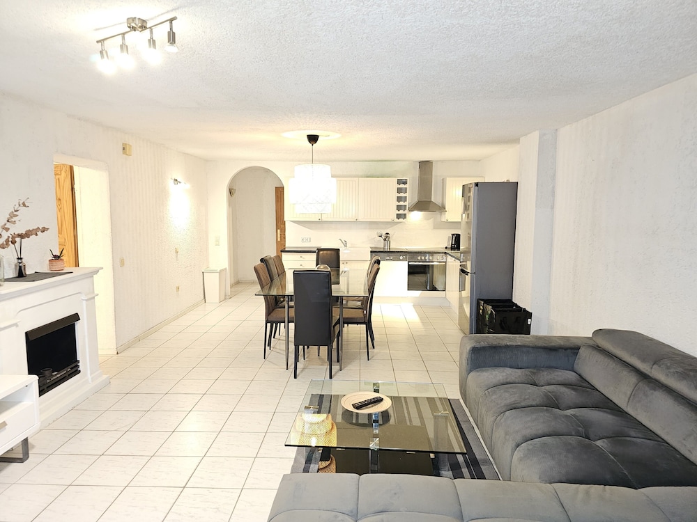 Apartmenthaus - Mackenbach