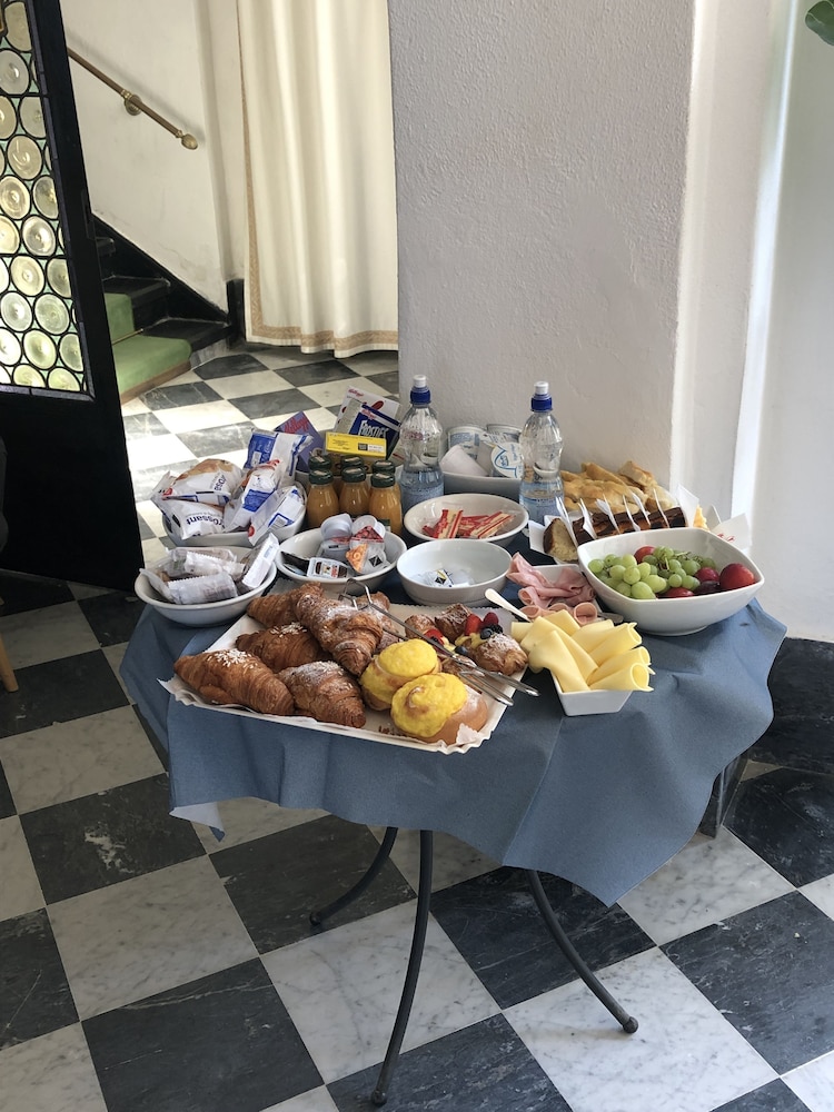 Villa Shelley Boutique Hotel