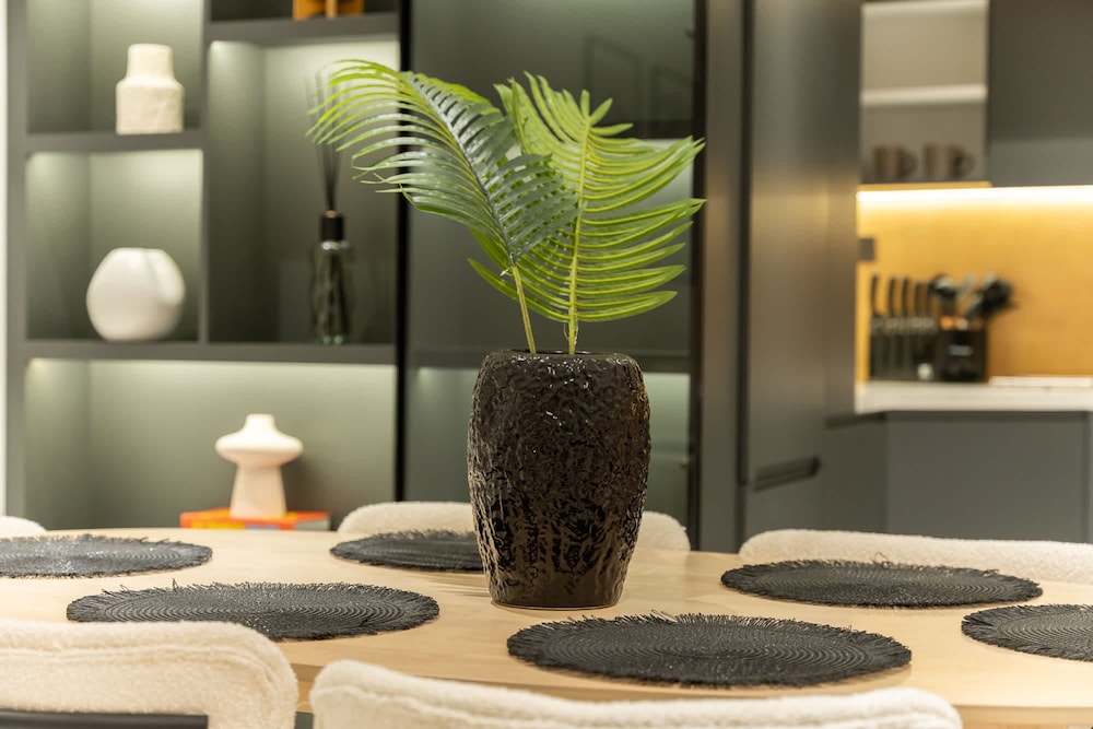 Luxurious 2-bedroom Apartment Perfect for Families in Dubai Marina