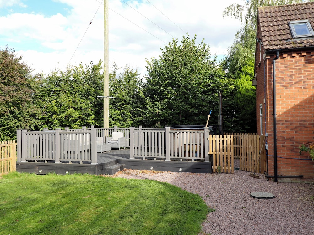 Woodland Lodge