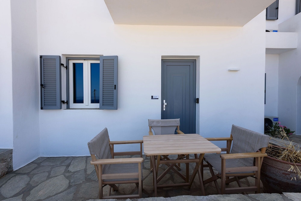 Phaedrus Living Paros Cycladic Residences 3