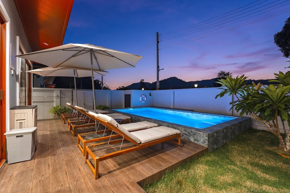 Pakbia Private Pool Villa In Ao Nang Krabi