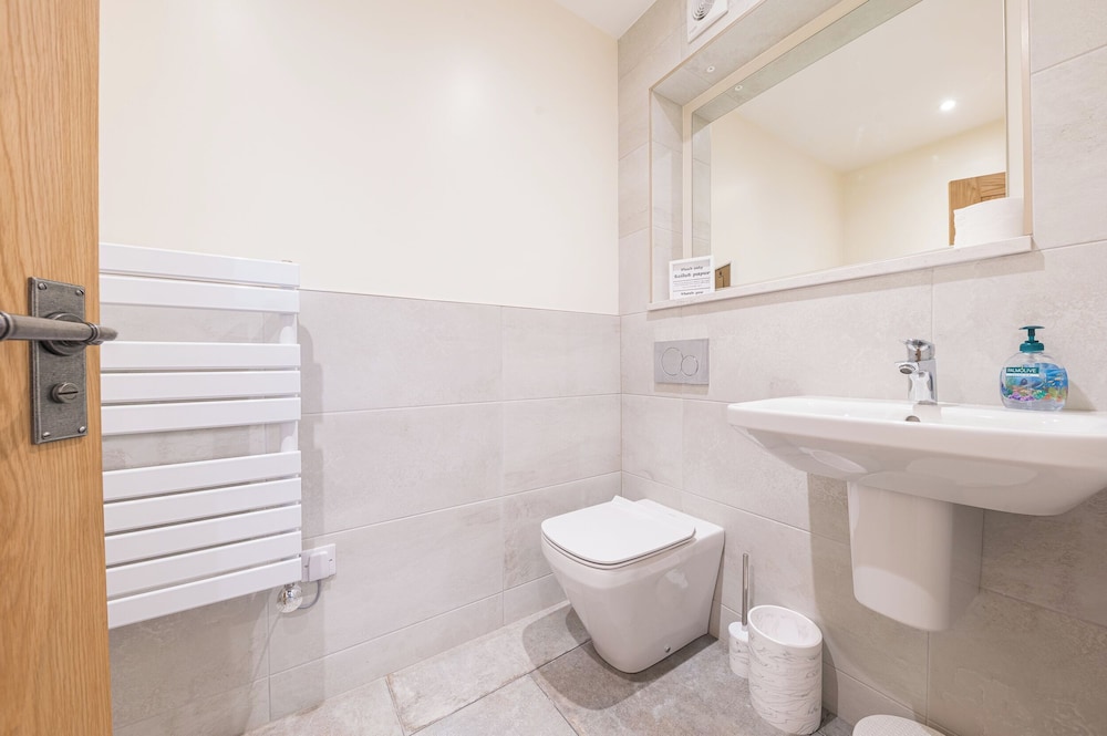 No 3 The Coach House