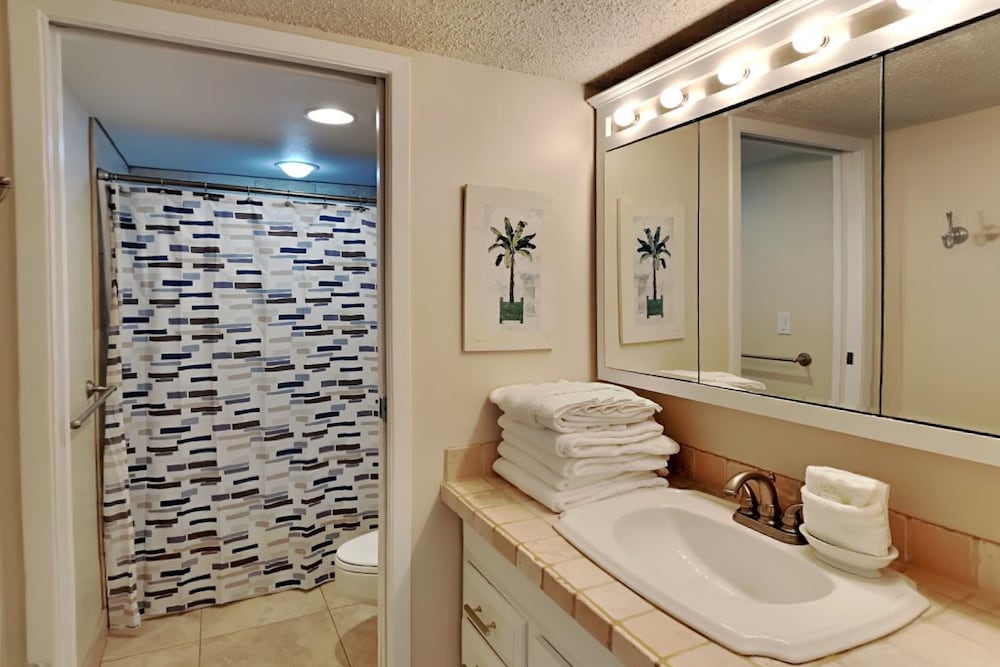 Sabine Yacht & Racquet by Southern Vacation Rentals, photo 62