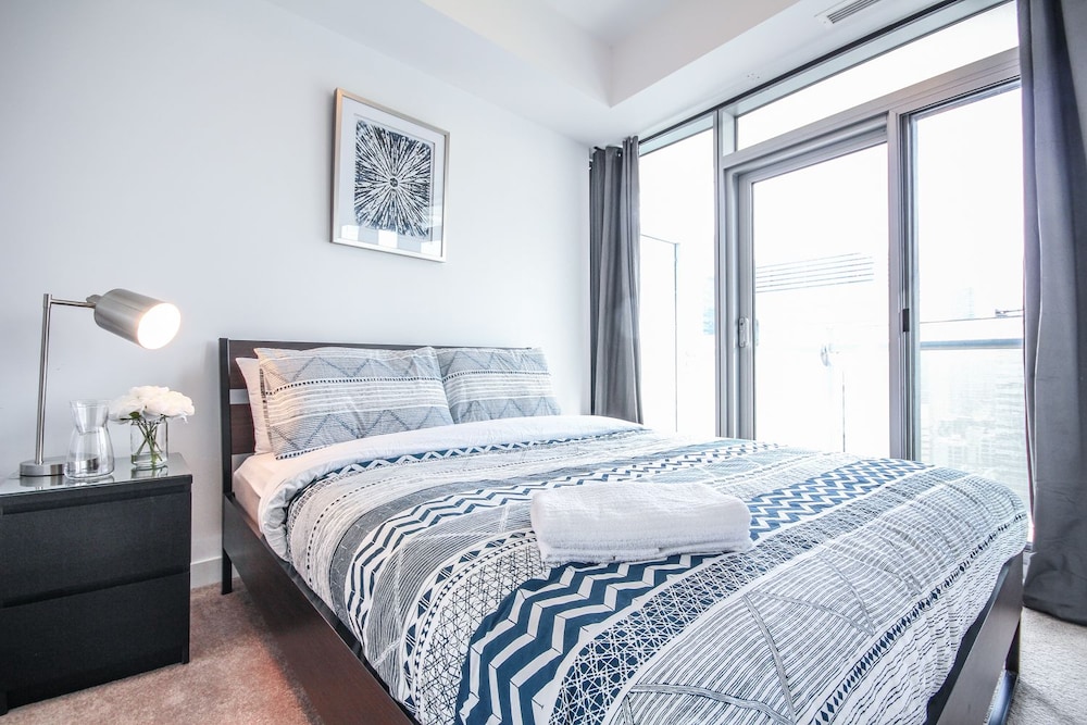 Sarkar Suites - Entertainment District - Image 5