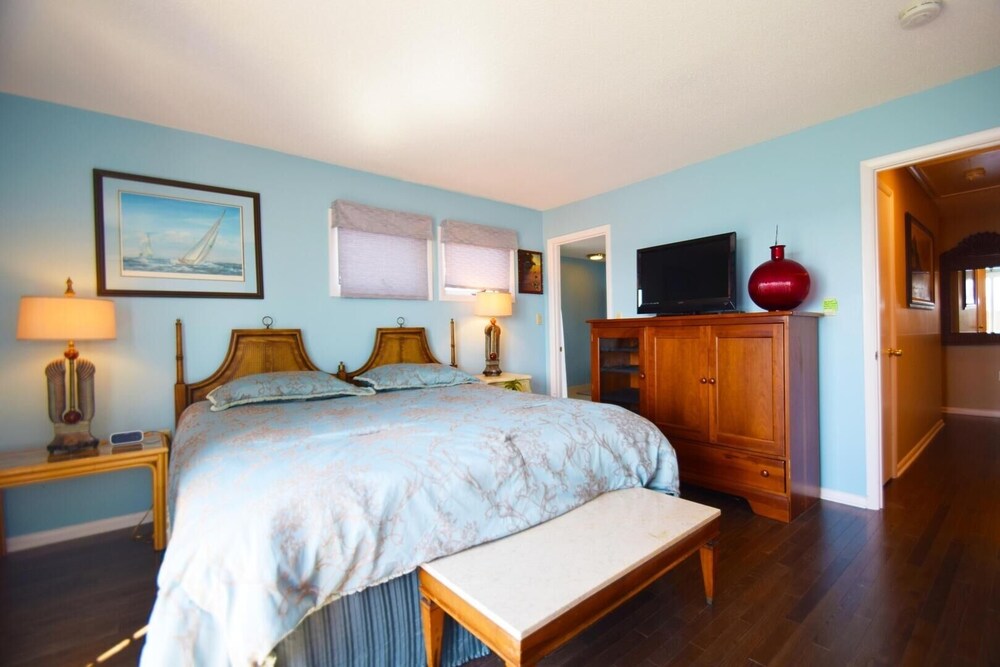 Harbour Island 79J 3 Bedroom Townhouse by RedAwning view 4