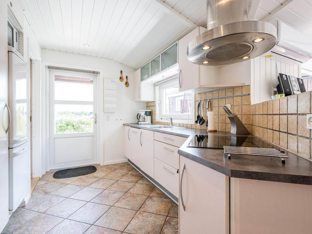 6 Person Holiday Home in Henne