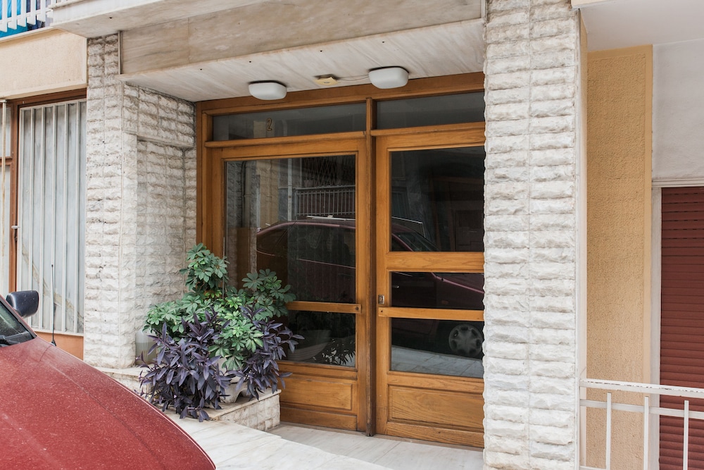 Spectacular 3BR Apartment in Pangrati