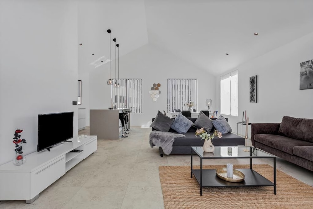 Reykjavik Luxury Hotel Apartment KARTULI
