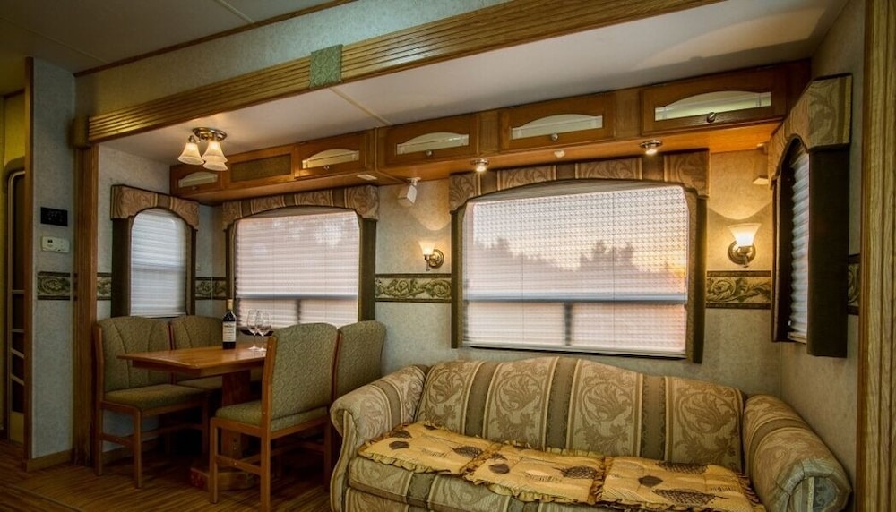 Sunyang Village Dome - Caravan Park