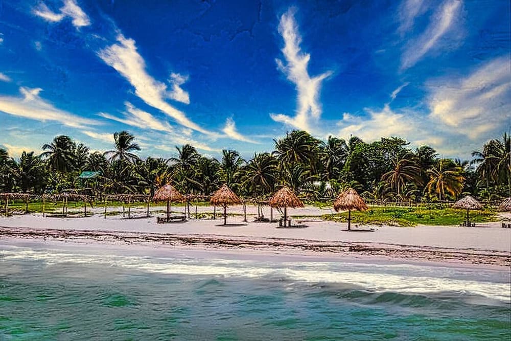 Location Location Location Best Beachfront Spot in El Cuyo With Stunning Views photo 4