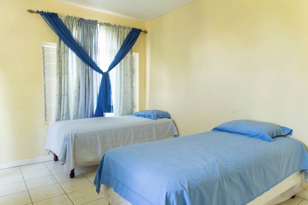 Hatfield South Villa