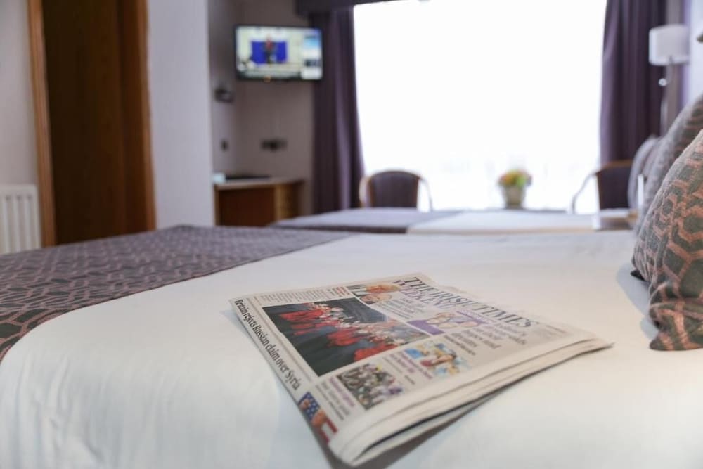 Letterkenny Vacations - Mount Errigal Hotel Conference  Leisure Centre - Property Image 3