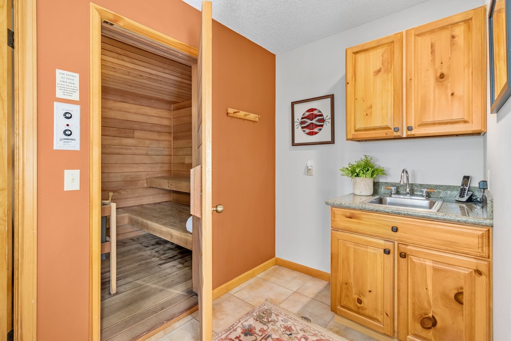 Montane Luxury Vacation Rental At Windcliff 3 Bedroom Home
