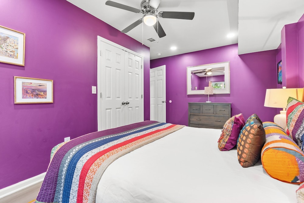 As You Like It by Avantstay Steps to Beach Bikes Sleeps 18