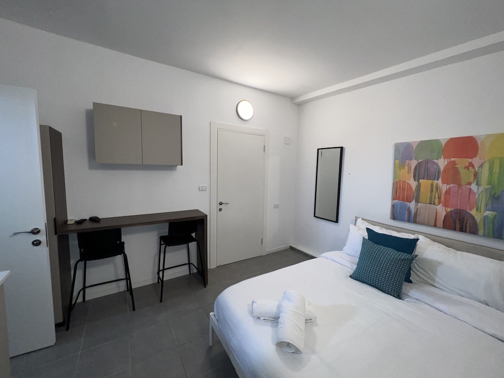 Ha-Carmel Market Apartment