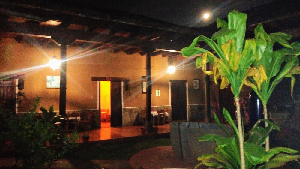 Hotel Carlo de Gante - Image 1