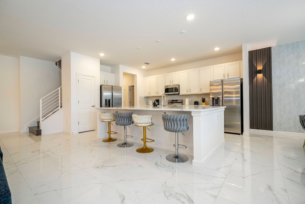 Stunning Masterpiece 15 Ensuites