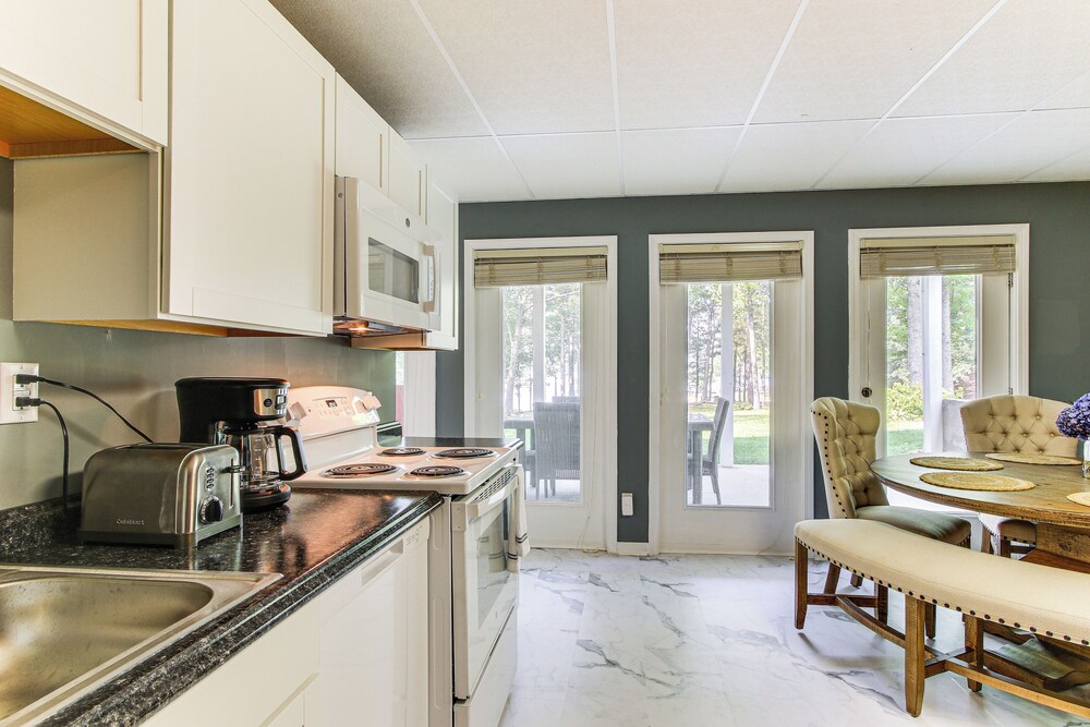 < 1 Mi to Marina: Fair Play Home on Lake Hartwell