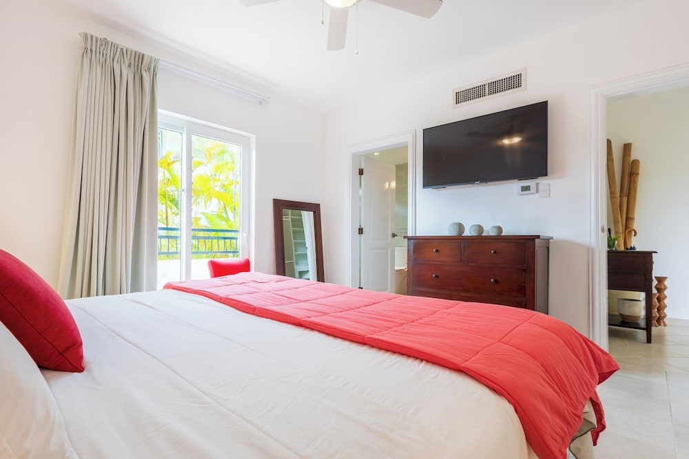 Villa Buganvilla 252 - 4BR Pool Jacuzzi Golf